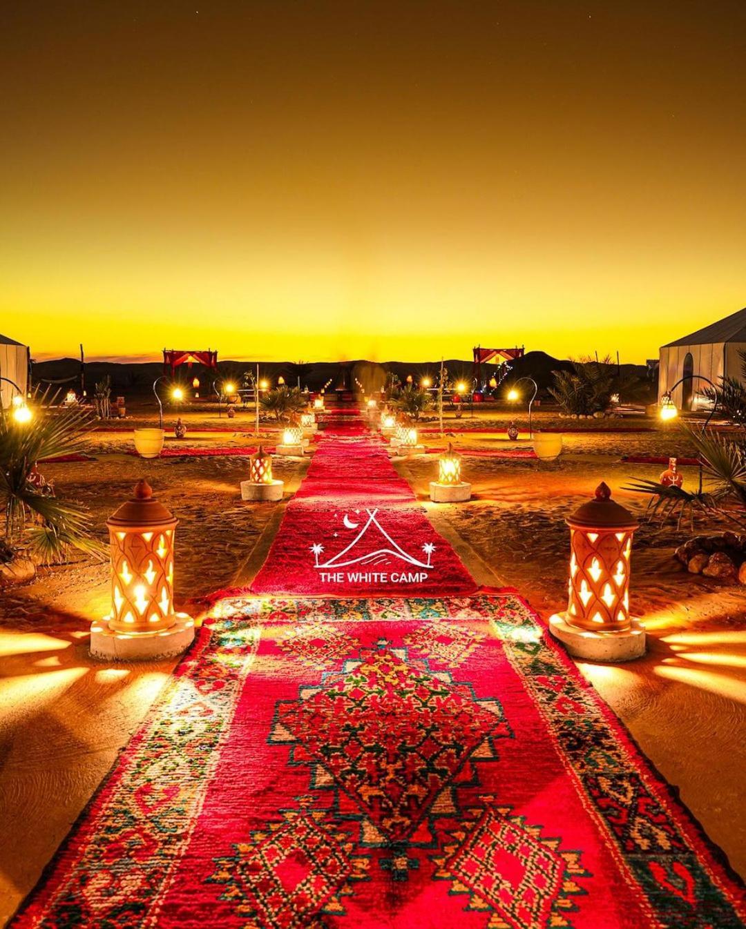 The White Camp - Your Merzouga Luxury Desert Camp & Erg Chebbi Dunes Camel Riding Luaran gambar