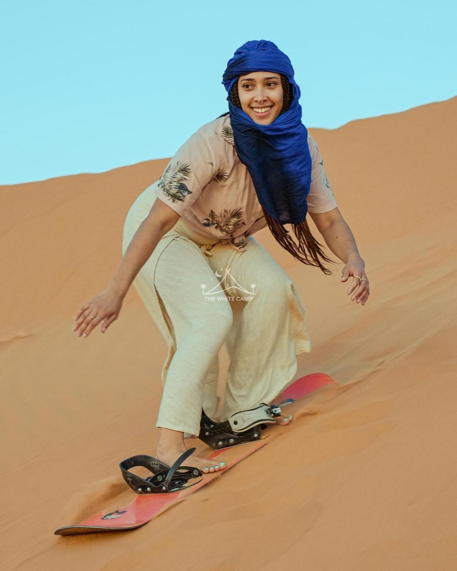 The White Camp - Your Merzouga Luxury Desert Camp & Erg Chebbi Dunes Camel Riding Luaran gambar